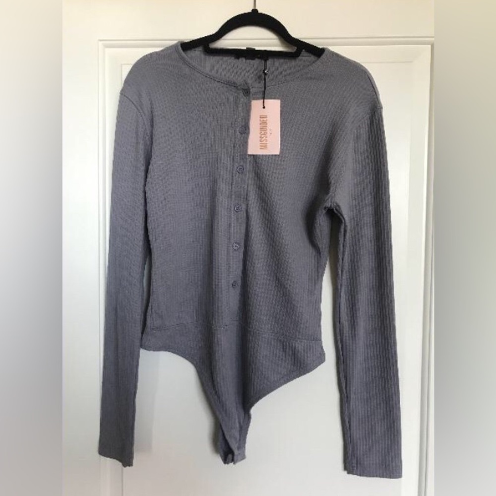 MISSGUIDED Lilac Button Front Bodysuit